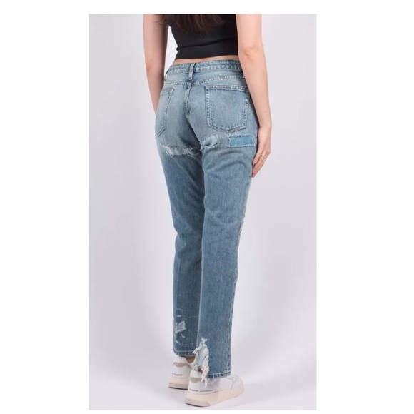 Frame | The Low Boot Low Rise Bootcut Distressed Patch Jeans | 28 - Picture 2 of 15